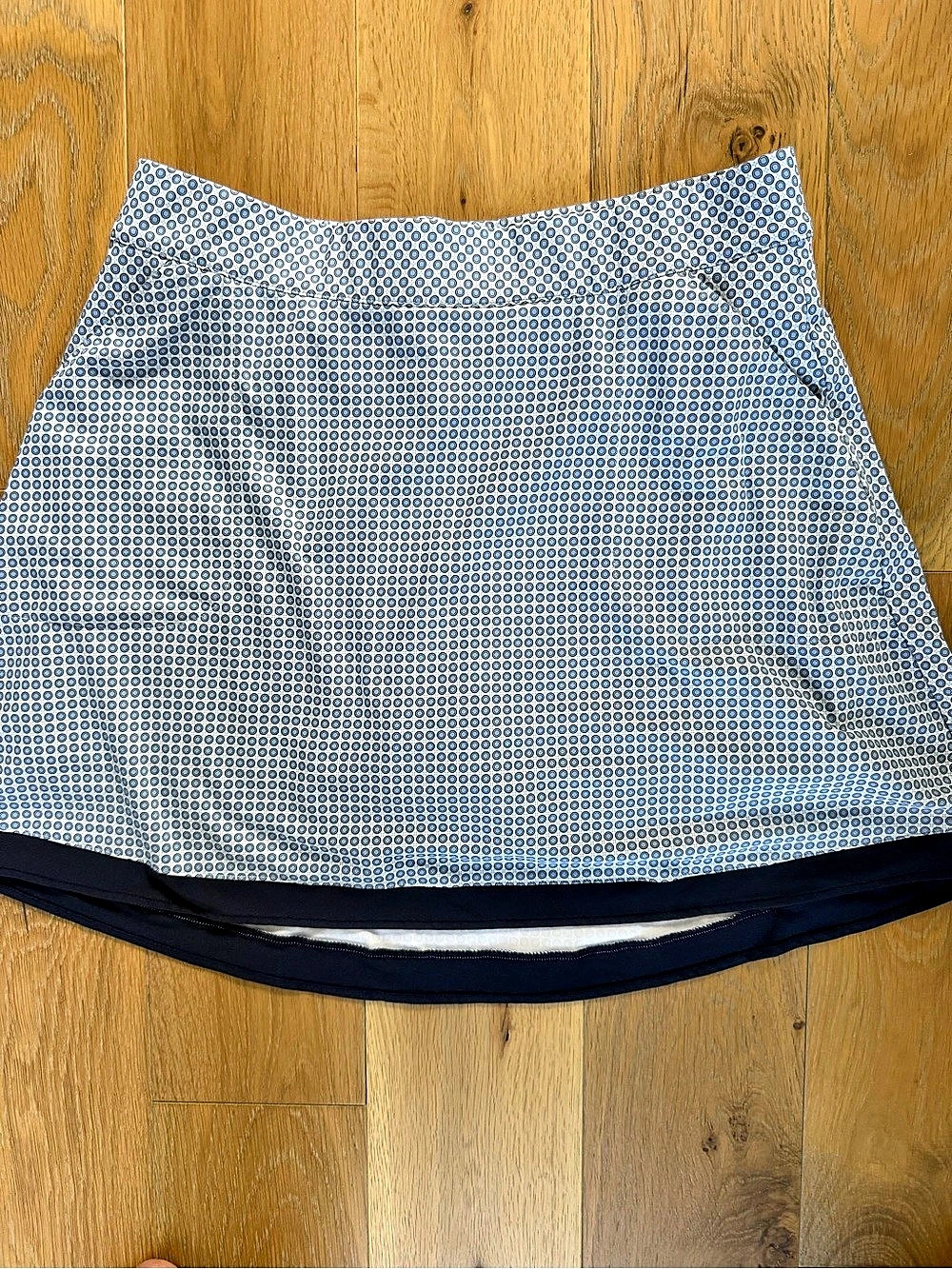 Peter Millar Men's Geometric Hybrid golf skort in Blue & White Size Medium